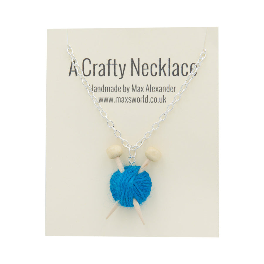 Max’s World – Knitting Necklace